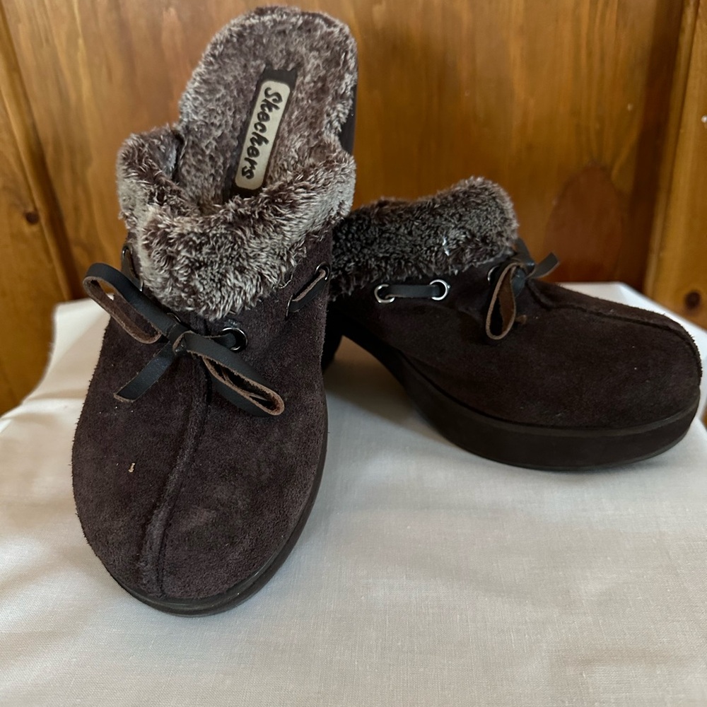 Skechers Clogs/Mules size 6